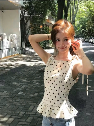 A626- Áo chấm bi dây vai 2 màu 2 lớp