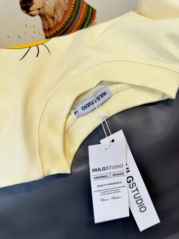 A499-Áo thun suông vịt vàng