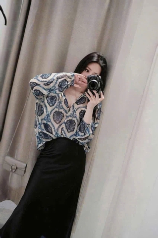 A278-  ÁO VOAN  HOẠ TIẾT. Cổ trụ  CÚC TRAI tay bồng🌿