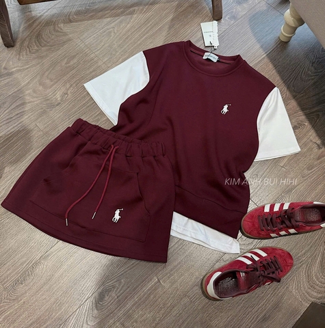 SET504 -SET  COTTON ĐỎ TAY TRẮNG THÊU NGỰA  CHÂN VÁY A DÁNG NGẮN