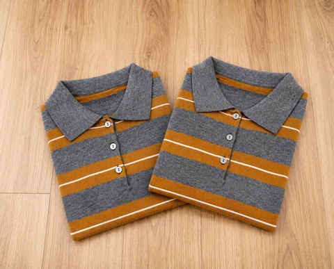 A630-Áo len dệt kim cổ polo kẻ ngang nâu xám