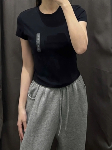 A254- Set 2 Áo zip cộc tay 2 màu đen trắng chất mát