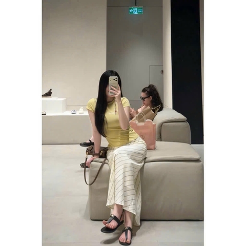 A799- Set 3 áo thun body thêu chữ vàng đen trắng
