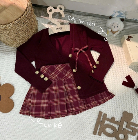 Setkid01- Set váy bé gái màu đỏ cúc đồng thiết kế CV có lót