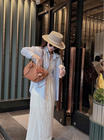 SET655-TẶNG ÁO THUN SÁT NÁCH-Set sơ mi kẻ xanh phối chân váy midi trắng 2 lớp