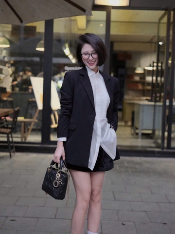 A124-Áo sơ mi tơ xếp ly ngực 2 màu hồng trắng