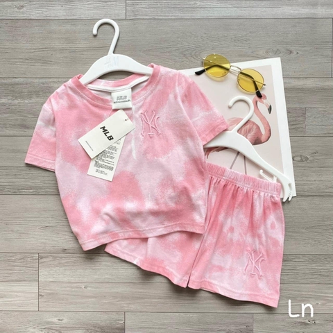 BT007- Bộ thun loang thêu tag ngực 3 tem