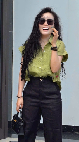 A326- Áo sơ mi cúc màu lệc bên cổ đức chất lien