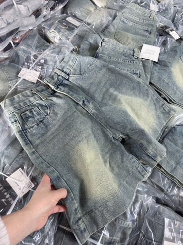 QUAN028-Quần jean đùi ống rộng