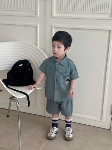 BT863-Bô jean cộc tay thêu gấu cho bé 9-25kg