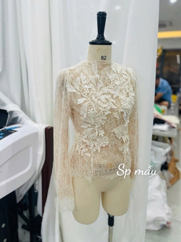 A797- Áo len 2 lớp tỉa chân đính thủ công màu be cao cấp