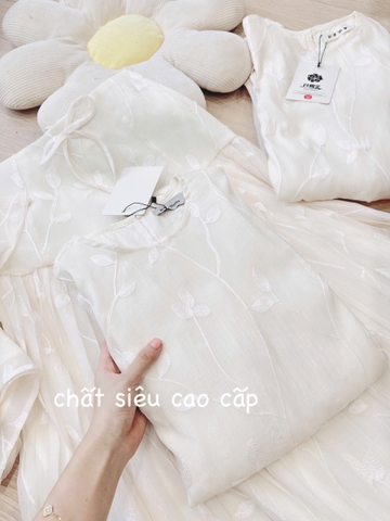 set353- Set áo tơ hoa thêu nổi phối chân váy dập ly dáng dài sang chảnh