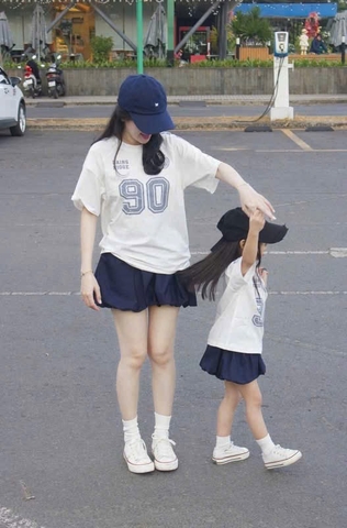 set997- Set mẹ con trắng CV xanh in số 90