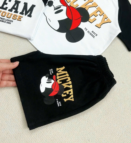 BN112- Bộ cotton MICKEY đen trắng mix quần cua