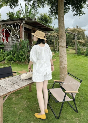 SET654-Set áo đũi trắng nơ lưng phối quần short 2 lớp
