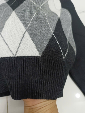 A558- Áo len cúc trước kẻ chám màu đen full tem nhà máy