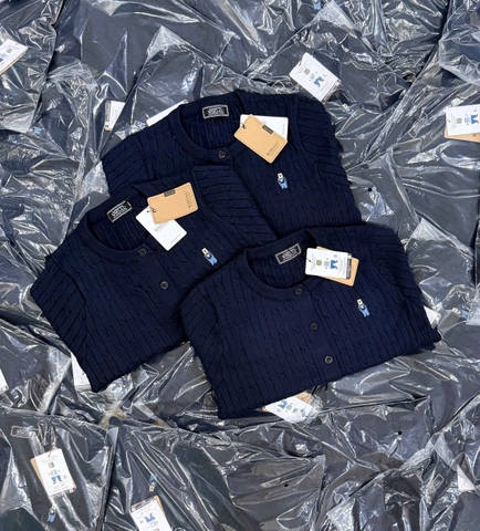 A559-Áo len cadigan  màu xanh than thêu gấu W