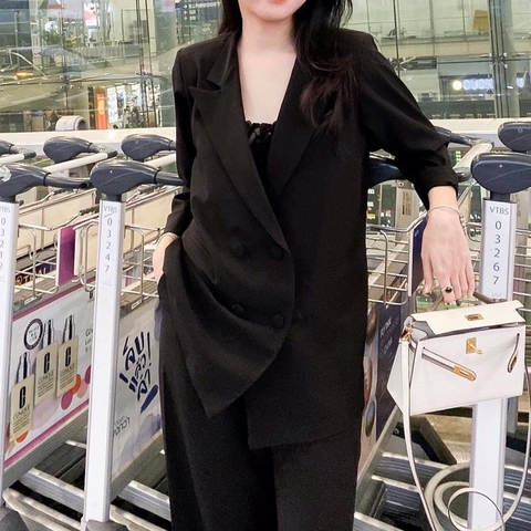 ⚡️ÁO VEST SUÔNG THIẾT KẾ⚡️Áo Vest suông 1 lớp cúc bọc 2 màu đen trắng