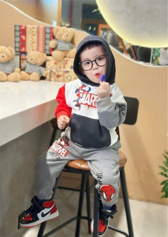 BN184 (9-26kg) Bộ nỉ thu đông dài tay bé trai Mavel phối màu có mũ VNXK