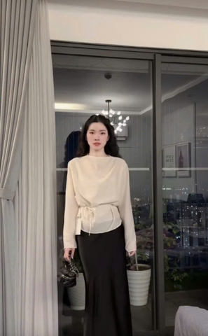 SET397-SET ÁO VOAN TƠ PHỐI CHÂN VÁY LỤA TẶNG KÈM ÁO 2 DÂY