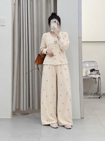 Set1081- Set pijama díp lông mềm màu be đính nơ