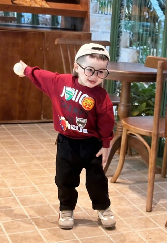 BN230-Bộ nỉ bông CAMPS đỏ đen bé trai VNXK