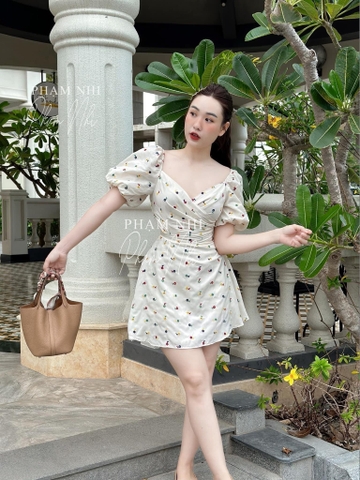 Đầm hoa thêu xếp ly ngực đai liền dánv ngắn