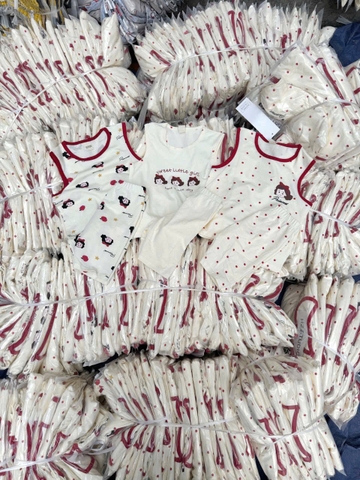 CB311- Combo 3 bộ trắng bi viền đỏ bé gái mix legging chất cotton