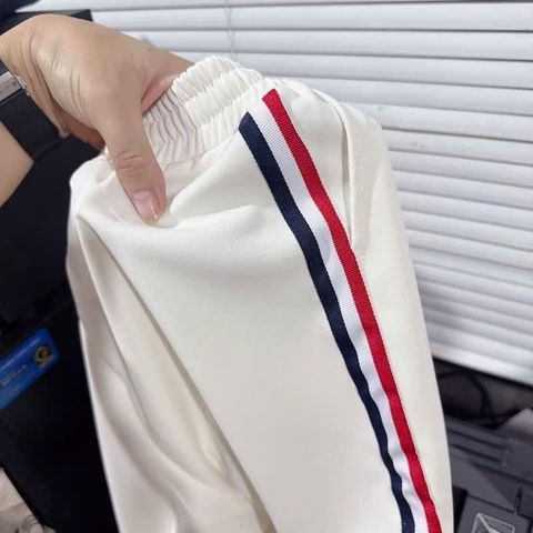 Set813- Set nỉ cua trắng đáp chữ C dáng dài quần bo