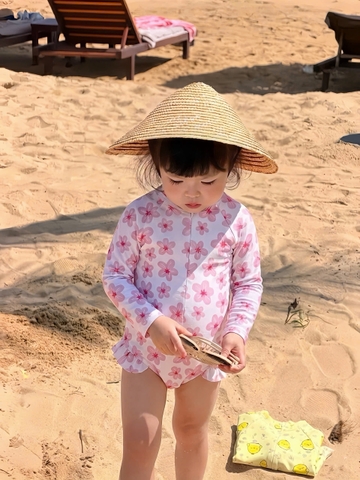 BOI01-combo 2 bộ bơi dài tay 1 mảnh bé gái họa tiết hoa