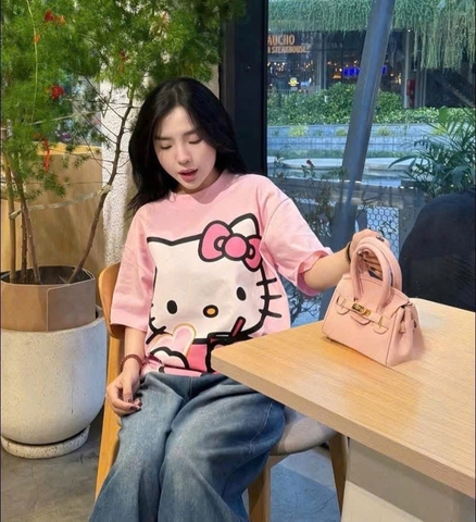 A266- Áo phông dáng rộng Hello kitty màu hồng in pet cao cấp