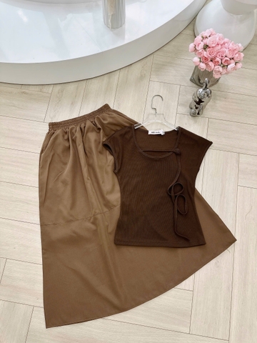 SET1006- Set áo cotton nâu đính hoa phối chân váy midi dài