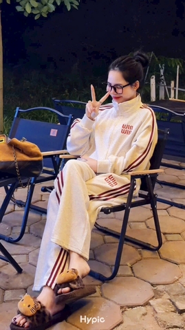 Set821- Set nỉ haida xám viền đỏ áo khoá kéo phối quần suông