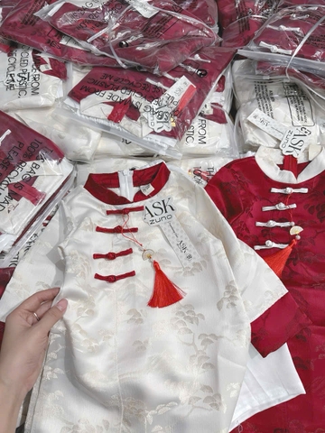 BT806-Bộ áo dài bé trai tặng kèm charm 2 màu đỏ trắng