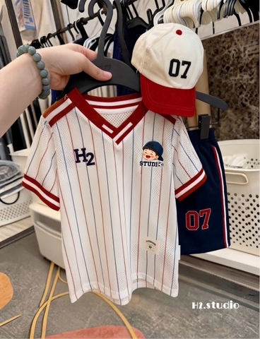 BT1019=Bộ 07 màu đỏ sọc chất thông hơi quần zip đen