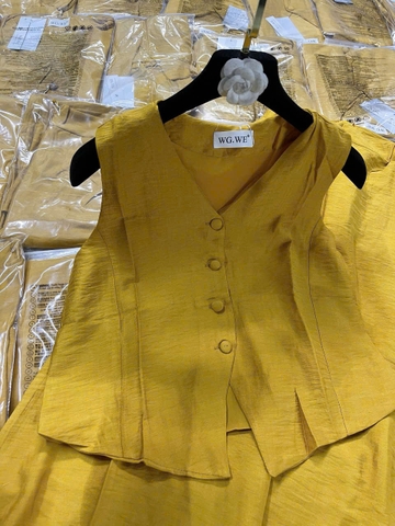 et683- Set CV đũi vàng 2 lớp dáng dài cúc trước