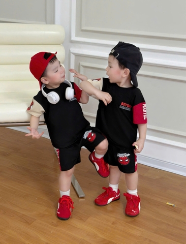 BT867-Bộ nhện đen dáng cộc chất cotton cho bé 9-22kg