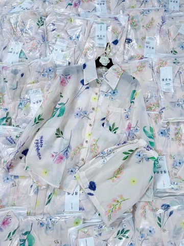 SET676-Set voan hoa áo dài tay quần cộc 2 lớp màu sáng