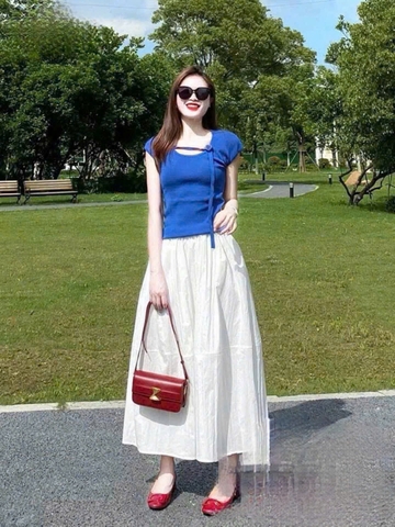 SET651-Set áo thun xanhcách điệu phối chaanvays midi trắng thô