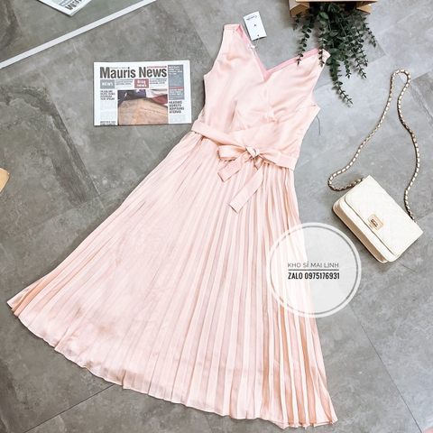 Đầm lụa ly chân màu NUDE