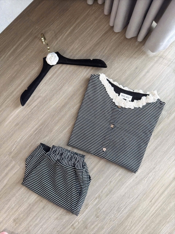 SET577- Set thun kẻ đen ngang viền ren dáng cộc chất mềm