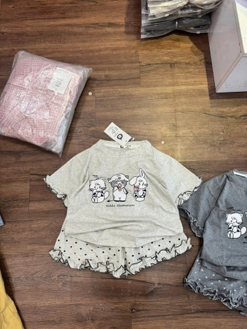 BT901-Combo 2 bộ cotton viền bèo chấm bi- XÁM-GHI bé gái