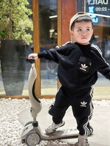 BN161-(9-26kg)-Bộ nỉ thu đông đen sọc trắng ADD bé trai VNXK