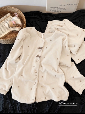 Set1081- Set pijama díp lông mềm màu be đính nơ