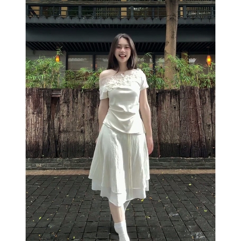 SET738- Set áo tăm đính hoa thủ công phối chân váy trắng 2 lớp