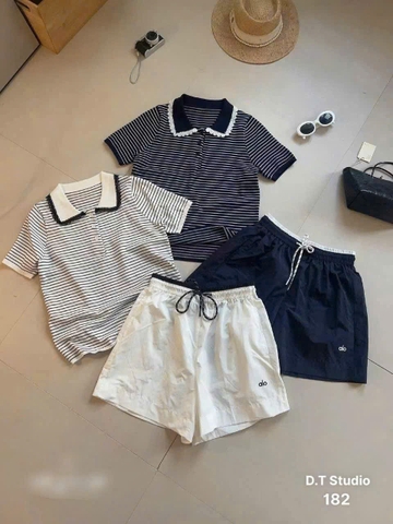 A352- Áo len kẻ mongtoghi mỏng cổ ren phối ren