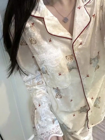 Set835- Set pijama mặc nhà lụa tuyết phối ren in gấu