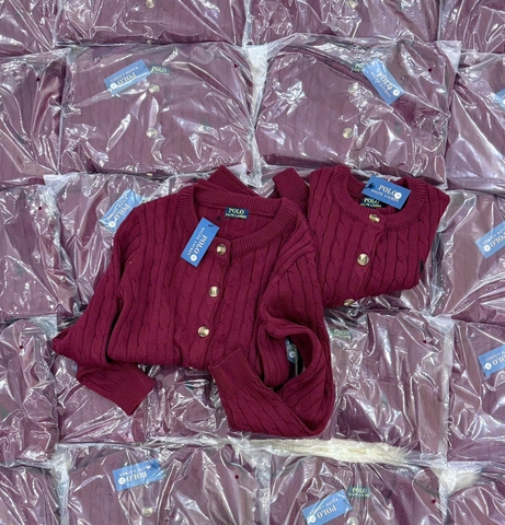 A437- Áo len cadigan vặn thừng đỏ mận thêu ngực hàng nhà máy chuẩn