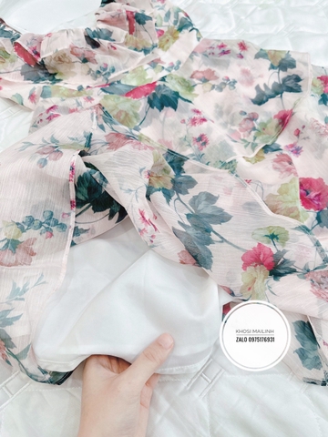 Đầm voan tầng cổ vuông 2 lớp