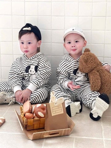 BT721- Bộ nỉ kẻ đen trắng Cún cho bé